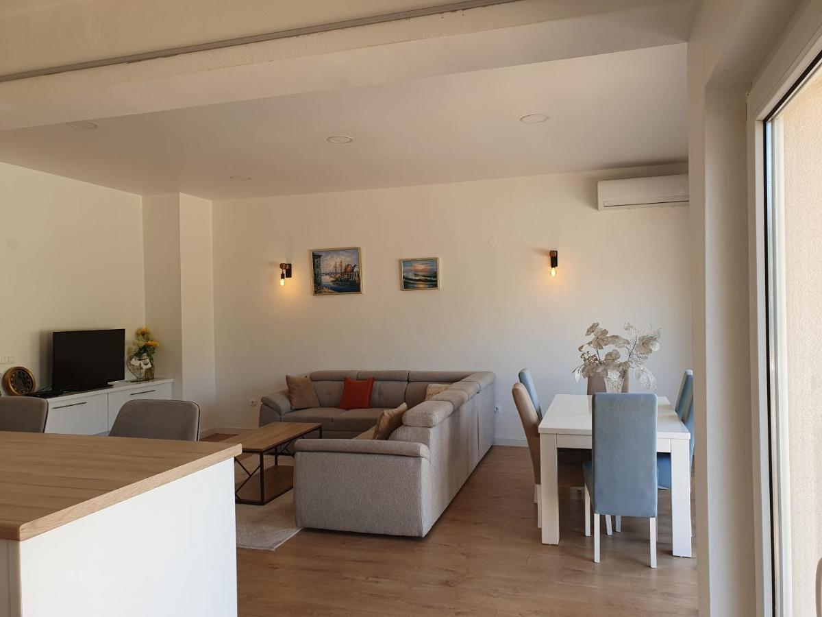 Apartment Faraon Free Private Parking Mostar Ngoại thất bức ảnh